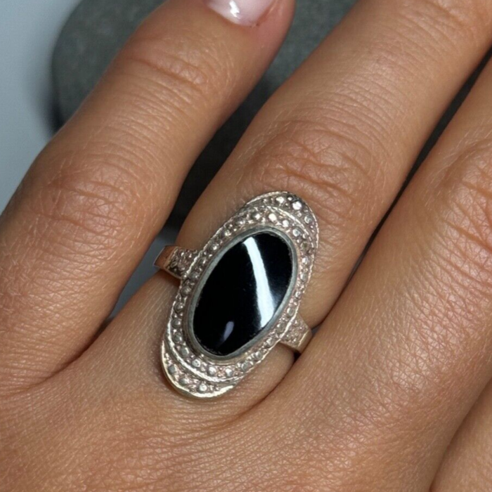 925 Sterling Silver Onyx Ring Size 5.5