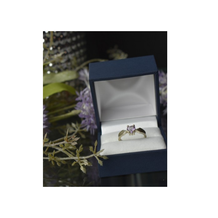 925 Sterling Silver Amethyst Ring Size 6.5