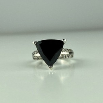 925 Sterling Silver Black Nephrite ( Jade ) & Quartz Ring Size 8