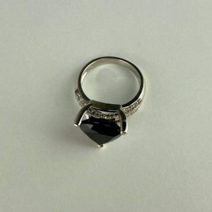 925 Sterling Silver Black Nephrite ( Jade ) & Quartz Ring Size 8