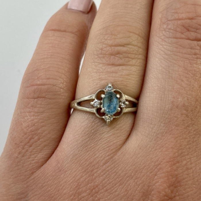 925 Sterling Silver Blue Spinel & CZ Ring Size 6.75