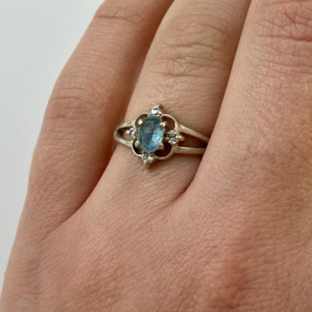 925 Sterling Silver Blue Spinel & CZ Ring Size 6.75