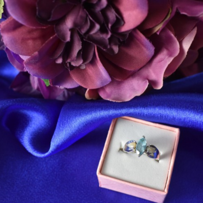925 Sterling Silver Blue Topaz & Opal Ring Size 6.5