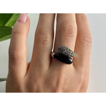 925 Sterling Silver Black Onyx & Marcasites Ring Size 9
