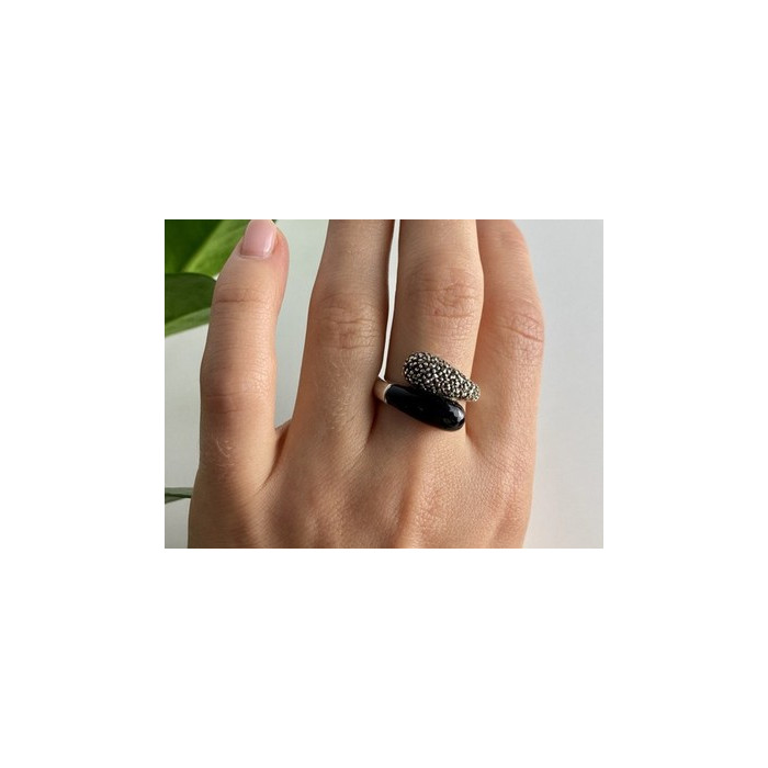 925 Sterling Silver Black Onyx & Marcasites Ring Size 9
