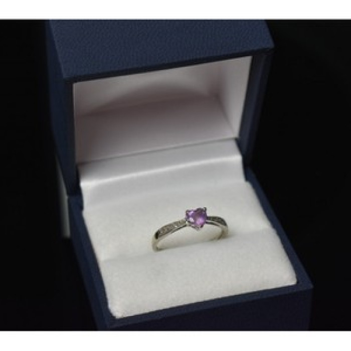 10K White Gold Amethyst & Diamonds Ring Size 8