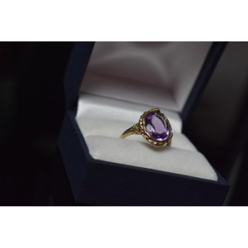 10K YELLOW GOLD PURPLE TOURMALINE RING SIZE 6.5
