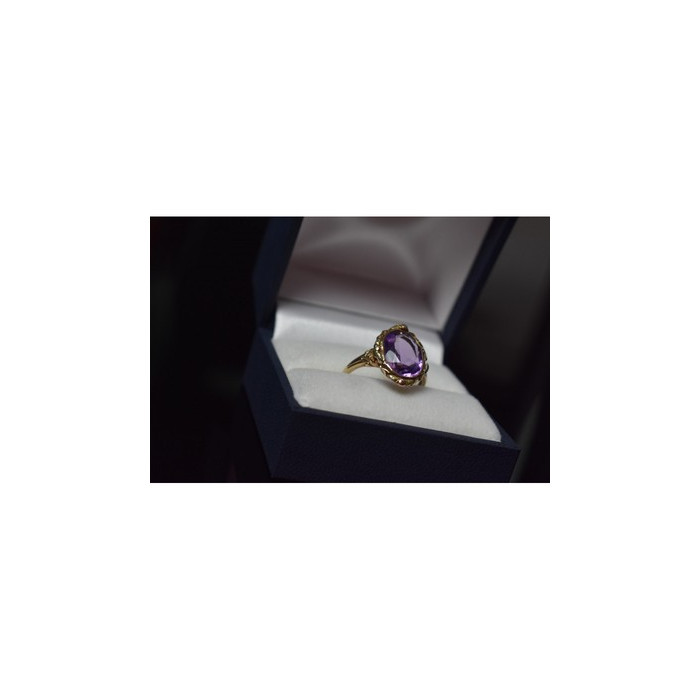 10K YELLOW GOLD PURPLE TOURMALINE RING SIZE 6.5