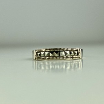 Vintage 925 Sterling Silver Marcasites Ring Size 5.5