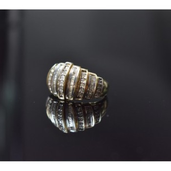 10K Yellow Gold Diamonds Ring Size 8