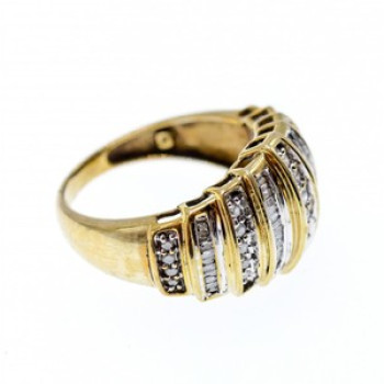 10K Yellow Gold Diamonds Ring Size 8