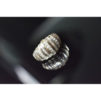 10K YELLOW GOLD DIAMONDS RING SIZE 8