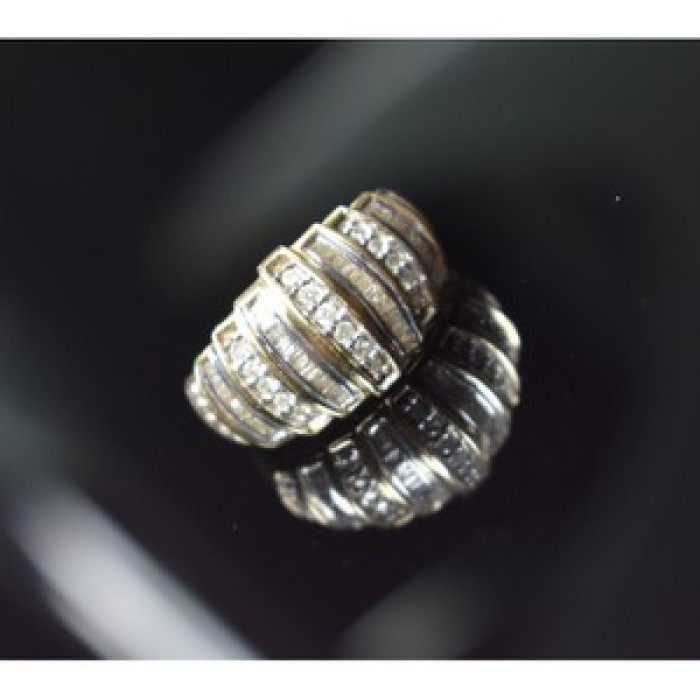 10K Yellow Gold Diamonds Ring Size 8