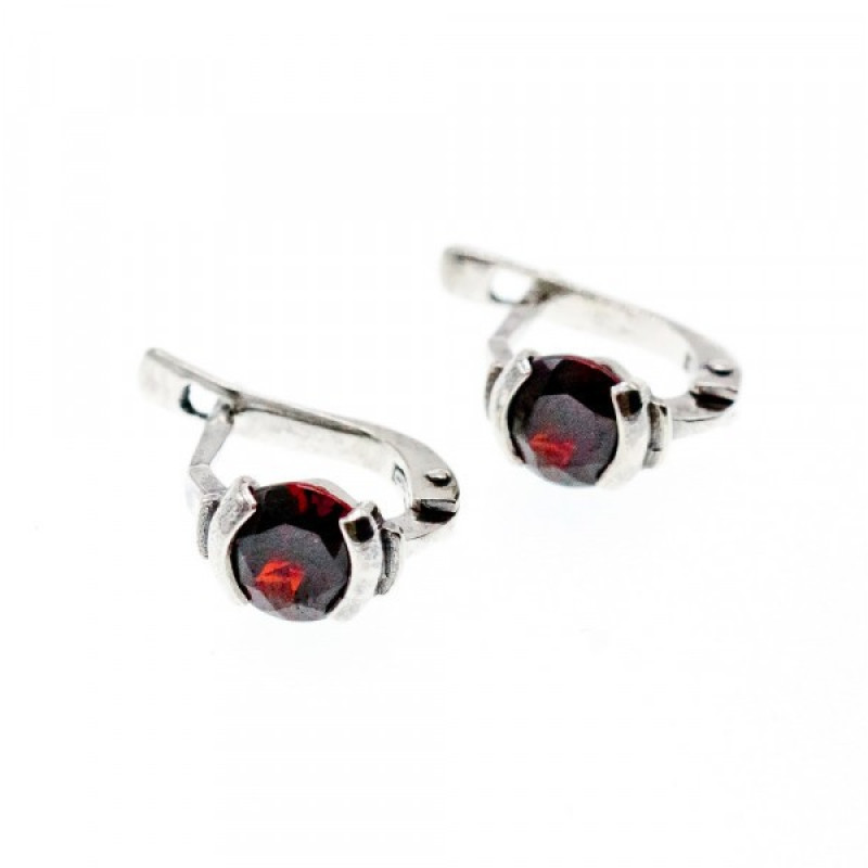 925 Sterling Silver Garnet Earrings