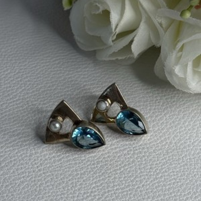 925 Sterling Silver Topaz & Pearl Earrings Length 0.70 Inch