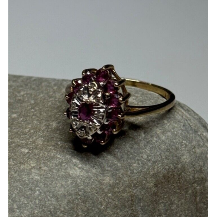 10K YELLOW GOLD RUBIES & DIAMONDS RING SIZE 6.5