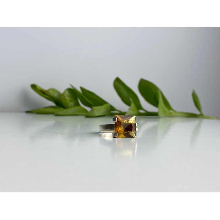 Vintage 925 Sterling Silver Heliodor Ring Size 6.75