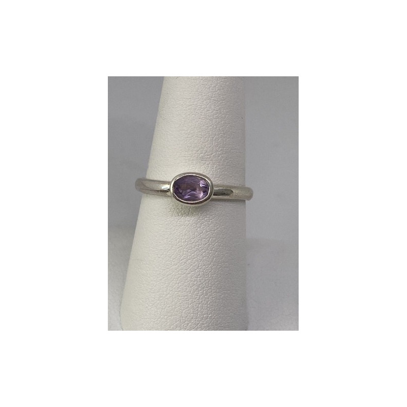 925 Sterling Silver With Amethyst Ring Size 8