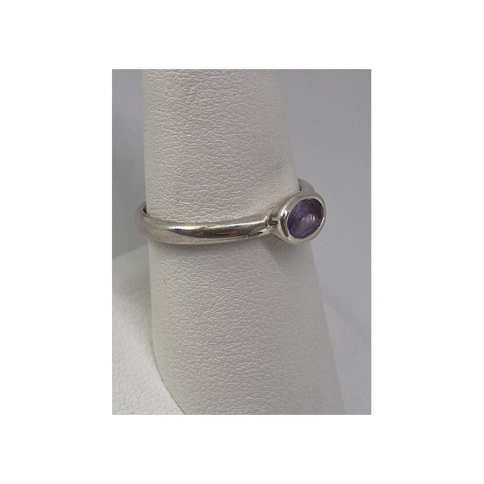 925 Sterling Silver With Amethyst Ring Size 8