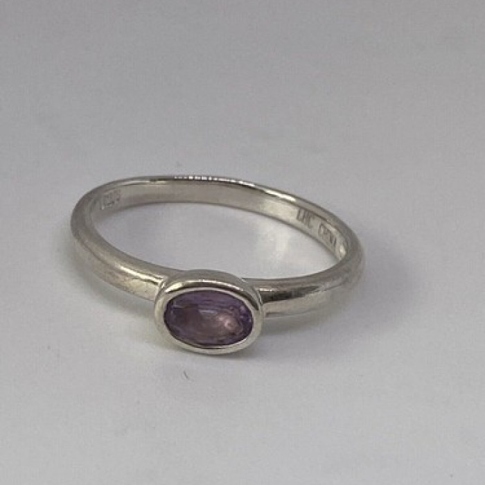 925 Sterling Silver Amethyst Ring Size 8