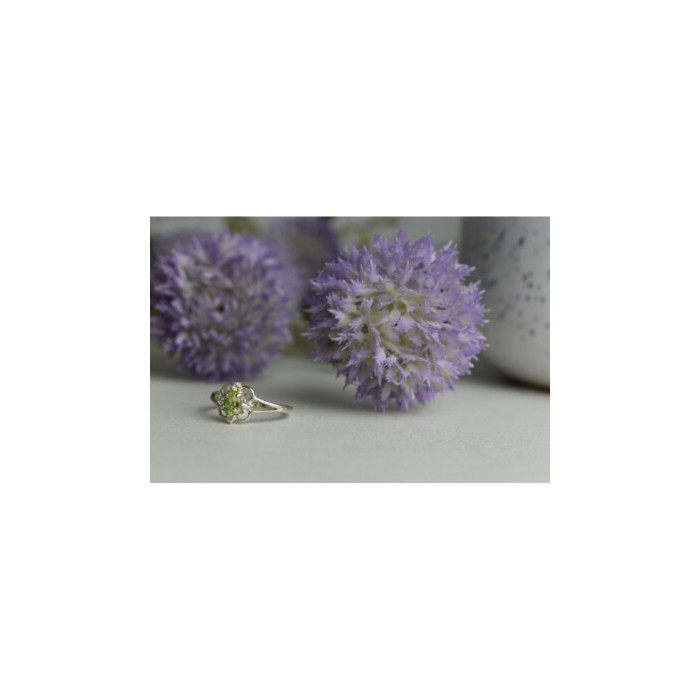 925 Sterling Silver Peridot & CZ Ring Size 7