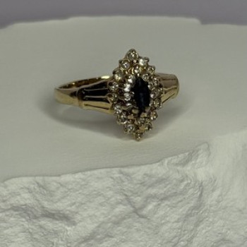 14K Yellow Gold Sapphire & Diamonds Ring Size 9