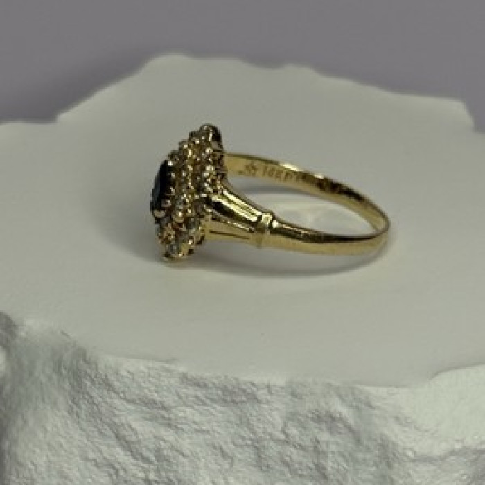 14K Yellow Gold Sapphire & Diamonds Ring Size 9
