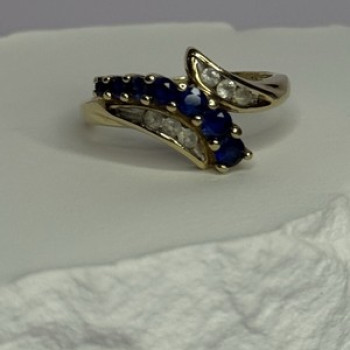 10K Yellow Gold Blue Topaz & White Topaz Ring Size 8