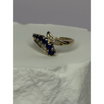 10K YELLOW GOLD BLUE TOPAZ & WHITE TOPAZ RING SIZE 8