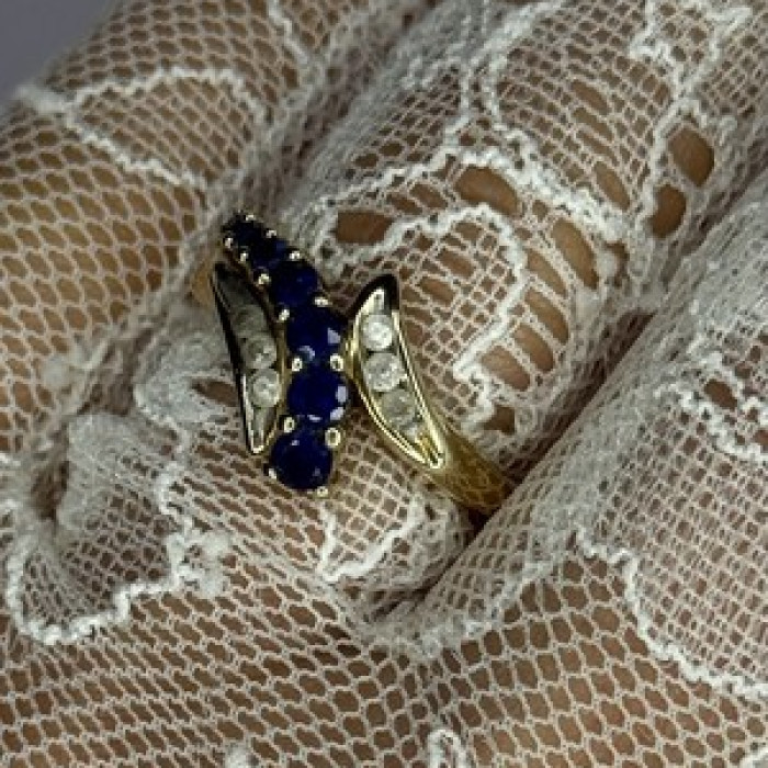 10K Yellow Gold Blue Topaz & White Topaz Ring Size 8