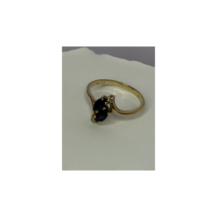 14K YELLOW GOLD SAPPHIRE & DIAMOND RING SIZE 7.5