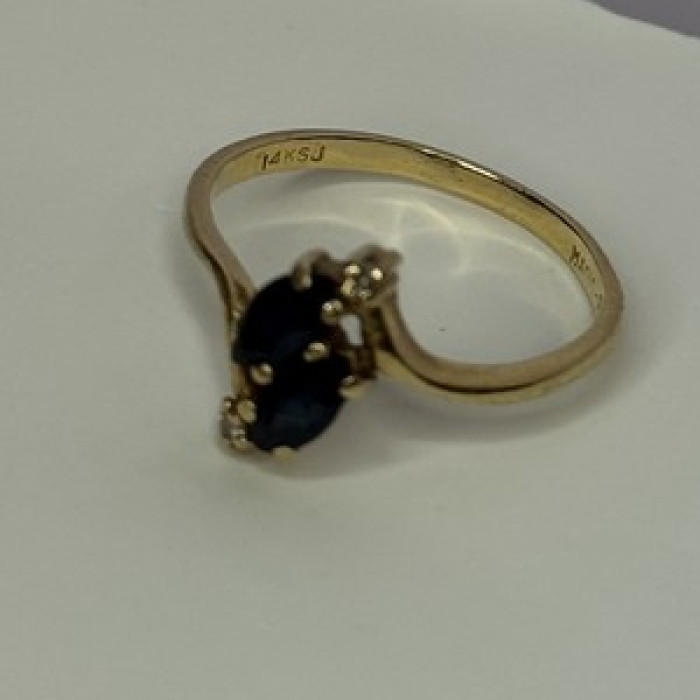14K Yellow Gold Sapphire & Diamond Ring Size 7.5