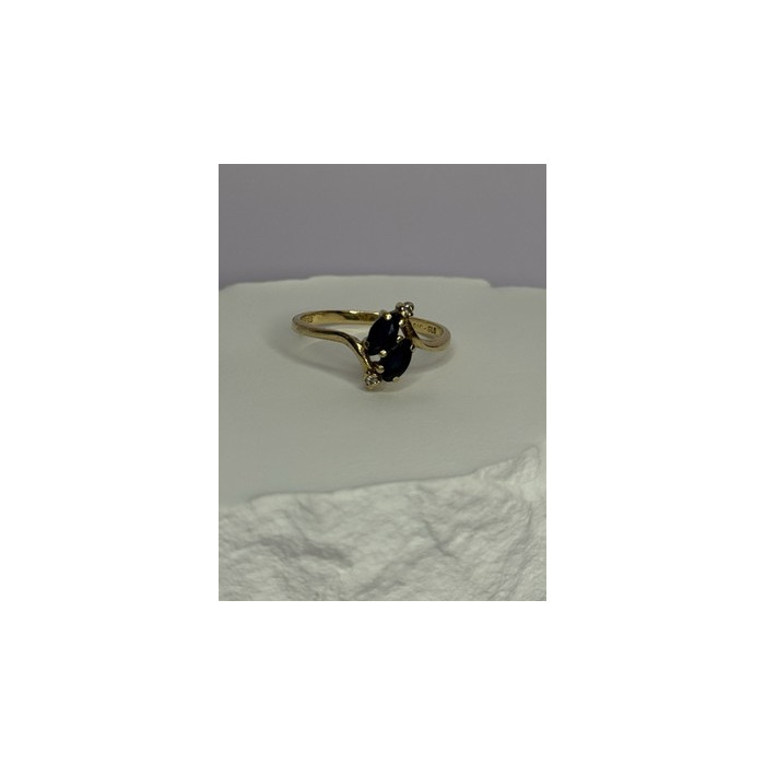 14K YELLOW GOLD SAPPHIRE & DIAMOND RING SIZE 7.5