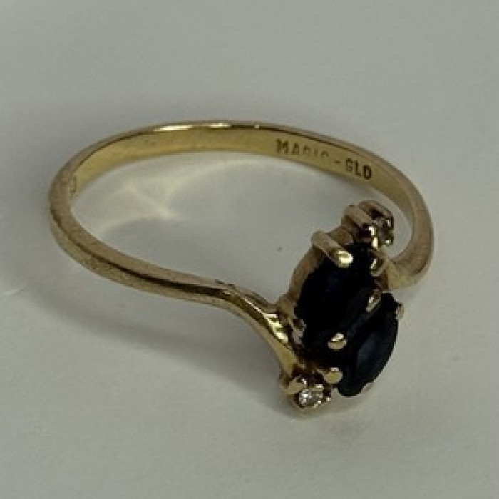 14K Yellow Gold Sapphire & Diamond Ring Size 7.5