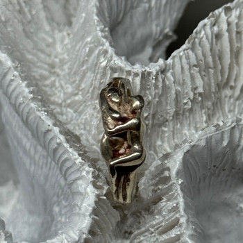925 Sterling Silver Kamasutra Ring Size 6