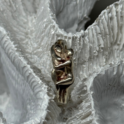 925 Sterling Silver Kamasutra Ring Size 6