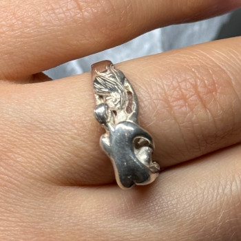 925 Sterling Silver Kamasutra Ring Size 7