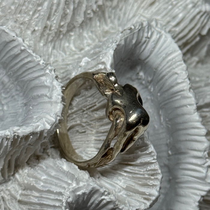 925 Sterling Silver Kamasutra Ring Size 7