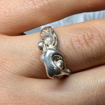 925 Sterling Silver Kamasutra Ring Size 7
