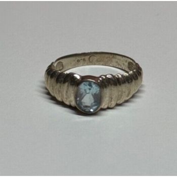 925 Sterling Silver Topaz Ring Size 6