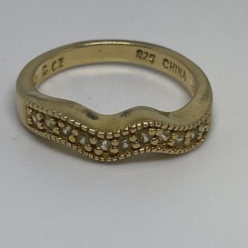 925 Sterling Silver Gold Plated CZ Ring Size 6.75