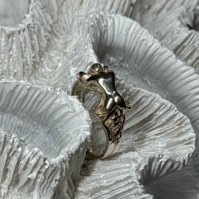 925 Sterling Silver Kamasutra Ring Size 6