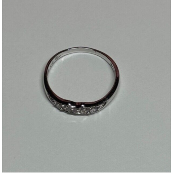 925 Sterling Silver CZ Ring Size 6