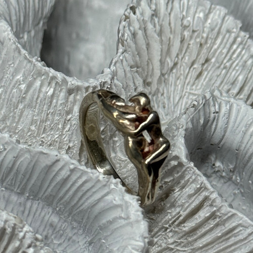 925 Sterling Silver Kamasutra Ring Size 6