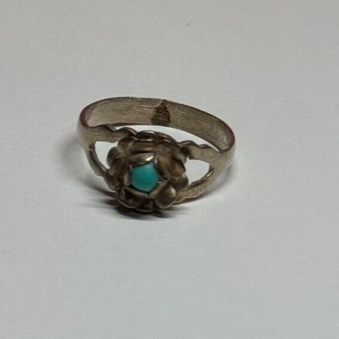 925 Sterling Silver Turquoise Ring Size 6