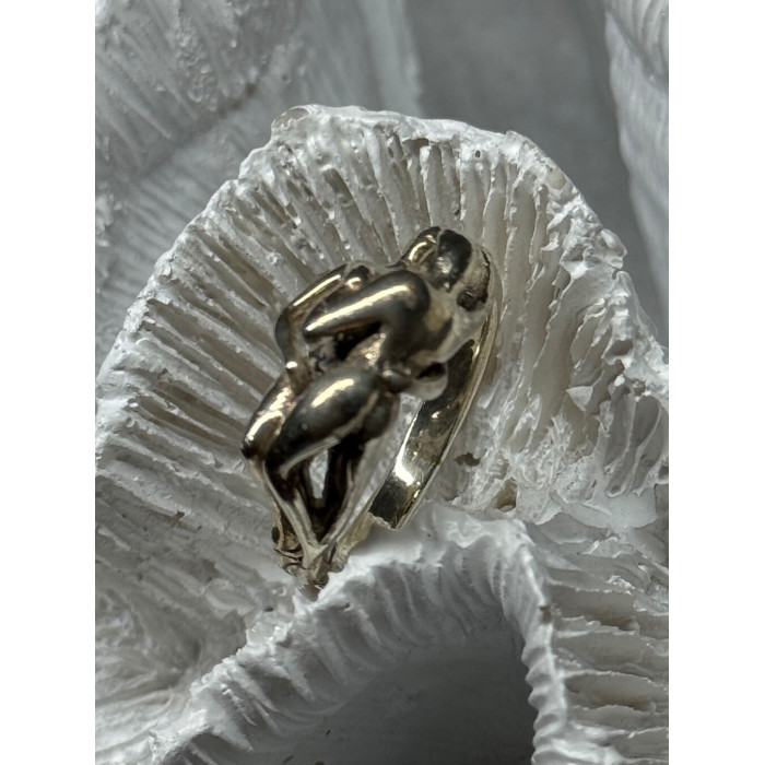 925 Sterling Silver Kamasutra Ring Size 8