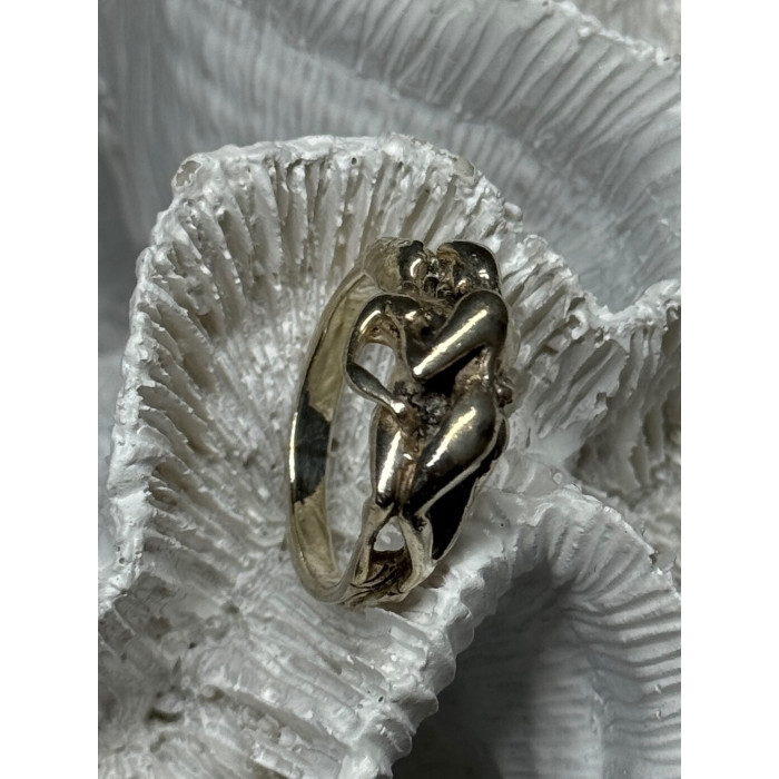 925 Sterling Silver Kamasutra Ring Size 8