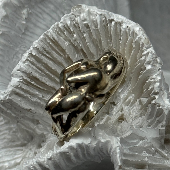 925 Sterling Silver Kamasutra Ring Size 8