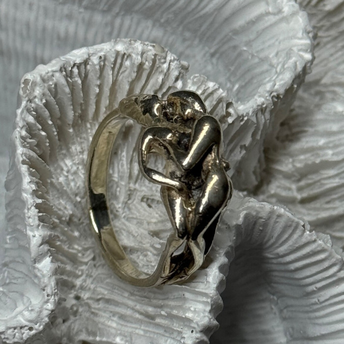925 Sterling Silver Kamasutra Ring Size 8