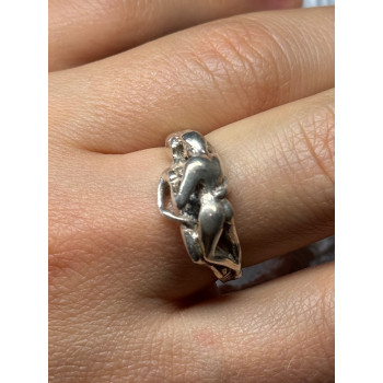 925 Sterling Silver Kamasutra Ring Size 8